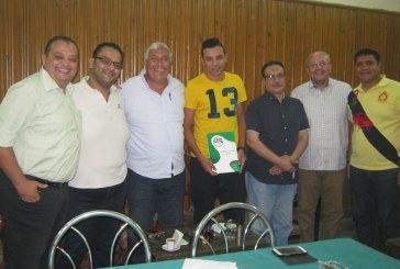 ميزو يوقع لنادى بنى سويف الرياضى